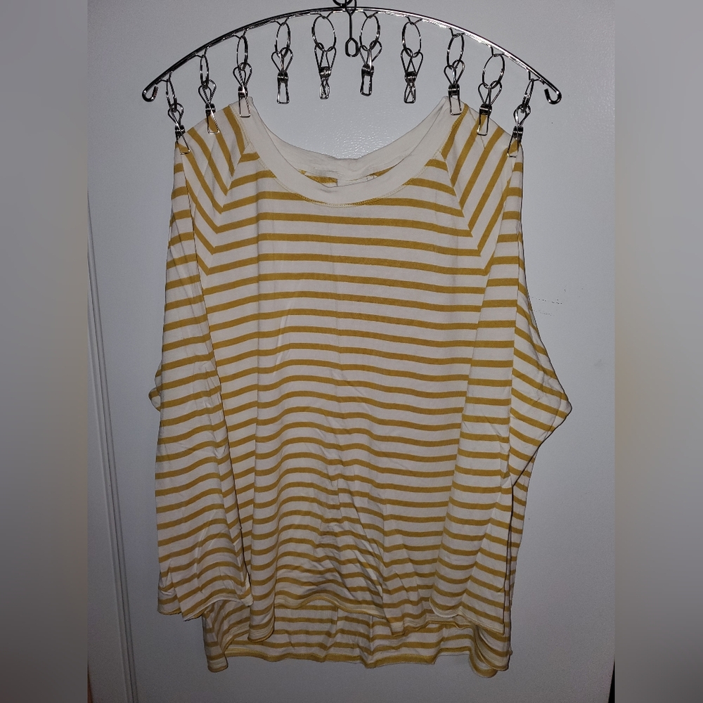 Cabi brand long sleeve shirt size L